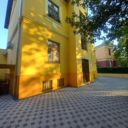 Promenade Apartment